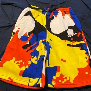 Nike shorts, youth XL